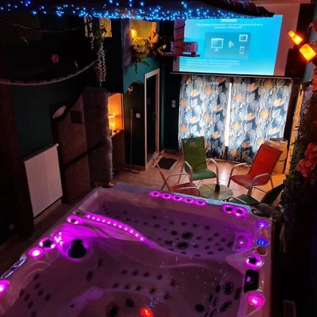 Villa Maelio Jacuzzi Sauna Et Salle De Jeux - Privatif Saint-Maurice  외부 사진